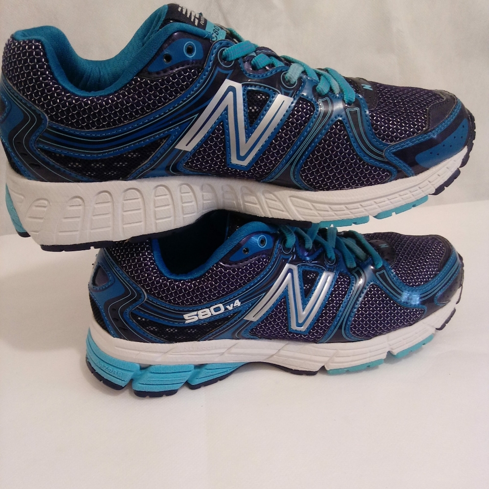 New Balance 580 V4 running Training Sneakers 8.5 - Picture 3 of 8